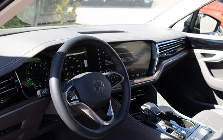 Volkswagen Touareg III, 2025 год, 8 610 000 рублей, 13 фотография