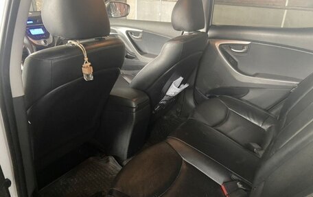 Hyundai Avante, 2012 год, 889 000 рублей, 6 фотография