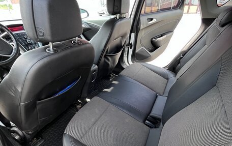 Opel Astra J, 2012 год, 530 000 рублей, 15 фотография