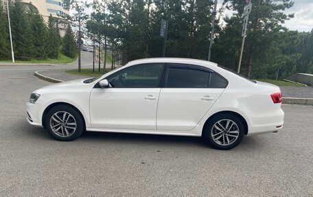 Volkswagen Jetta VI, 2015 год, 950 000 рублей, 3 фотография