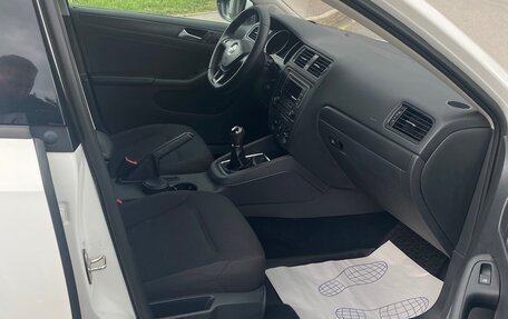 Volkswagen Jetta VI, 2015 год, 950 000 рублей, 15 фотография