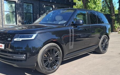 Land Rover Range Rover IV рестайлинг, 2022 год, 14 200 000 рублей, 2 фотография
