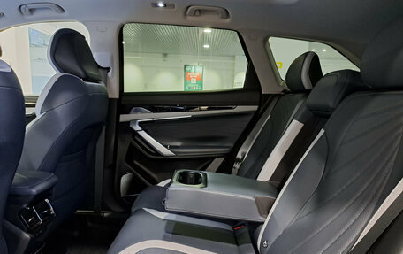 Geely Atlas, 2024 год, 2 650 000 рублей, 15 фотография