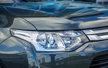 Mitsubishi Outlander III рестайлинг 3, 2014 год, 1 738 000 рублей, 11 фотография