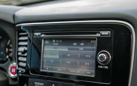 Mitsubishi Outlander III рестайлинг 3, 2014 год, 1 738 000 рублей, 29 фотография