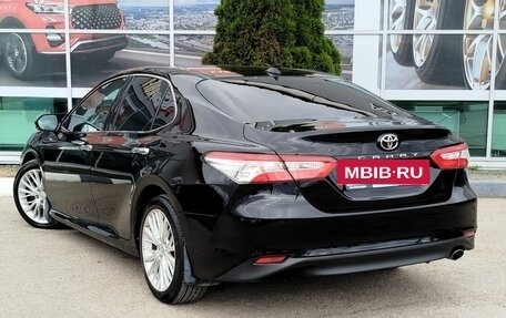 Toyota Camry, 2018 год, 3 250 000 рублей, 5 фотография