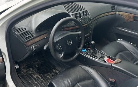 Mercedes-Benz E-Класс, 2003 год, 495 000 рублей, 3 фотография