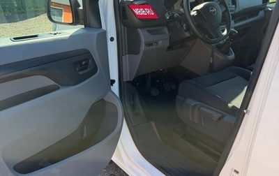 Opel Vivaro, 2021 год, 3 300 000 рублей, 1 фотография
