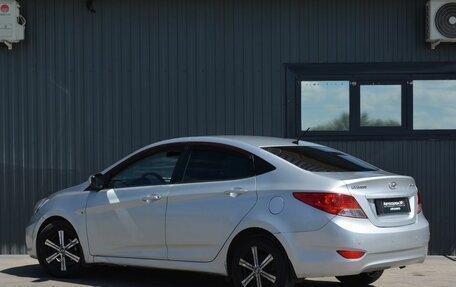 Hyundai Solaris II рестайлинг, 2013 год, 589 999 рублей, 4 фотография
