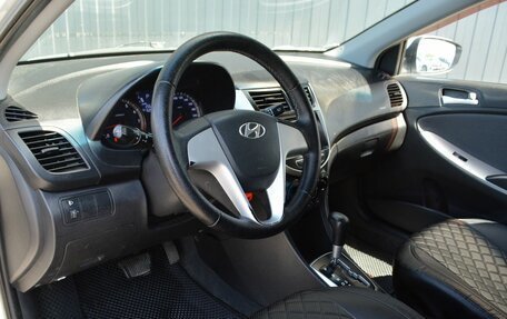 Hyundai Solaris II рестайлинг, 2013 год, 589 999 рублей, 11 фотография