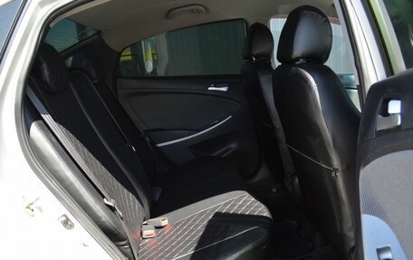 Hyundai Solaris II рестайлинг, 2013 год, 589 999 рублей, 16 фотография