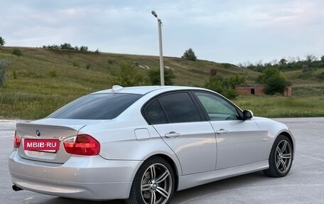 BMW 3 серия, 2005 год, 950 000 рублей, 3 фотография