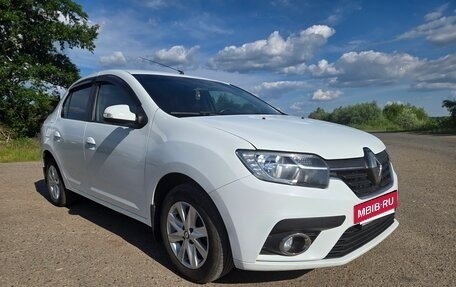 Renault Logan II, 2020 год, 970 000 рублей, 10 фотография