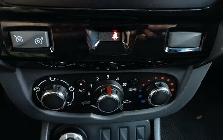 Renault Duster I рестайлинг, 2016 год, 980 000 рублей, 16 фотография