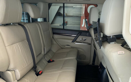 Mitsubishi Pajero IV, 2019 год, 3 599 000 рублей, 9 фотография