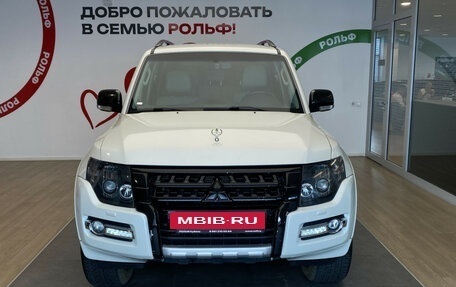 Mitsubishi Pajero IV, 2019 год, 3 599 000 рублей, 2 фотография