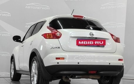 Nissan Juke II, 2011 год, 880 000 рублей, 24 фотография