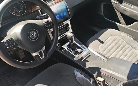 Volkswagen Passat B7, 2011 год, 1 070 000 рублей, 10 фотография