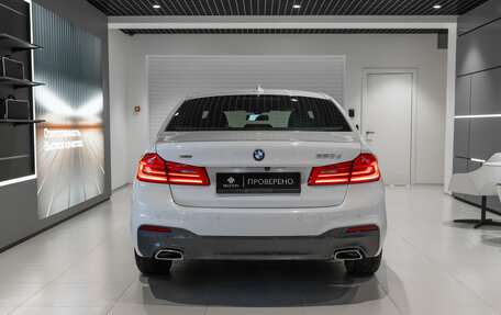 BMW 5 серия, 2018 год, 4 300 000 рублей, 6 фотография