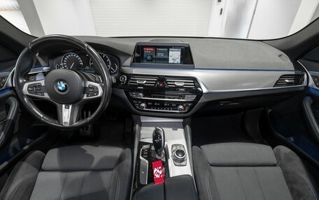 BMW 5 серия, 2018 год, 4 300 000 рублей, 8 фотография