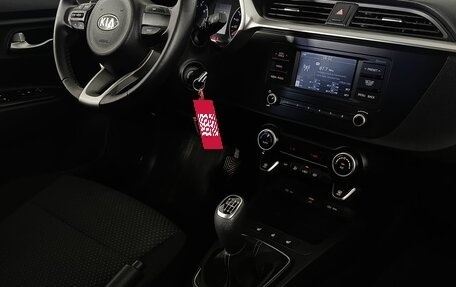 KIA Rio IV, 2020 год, 1 650 000 рублей, 14 фотография