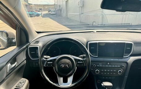 KIA Sportage IV рестайлинг, 2019 год, 2 380 000 рублей, 9 фотография