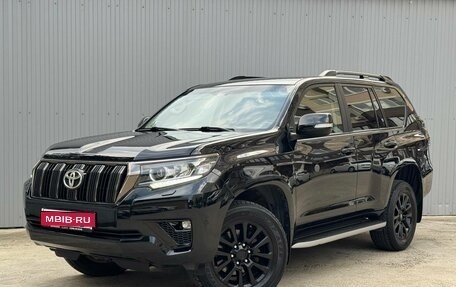 Toyota Land Cruiser Prado 150 рестайлинг 2, 2021 год, 5 940 000 рублей, 1 фотография