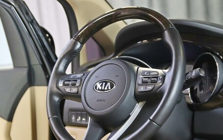 KIA Carnival III, 2019 год, 2 449 000 рублей, 11 фотография