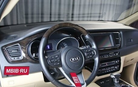 KIA Carnival III, 2019 год, 2 449 000 рублей, 10 фотография