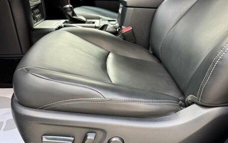 Toyota Land Cruiser Prado 150 рестайлинг 2, 2021 год, 5 940 000 рублей, 11 фотография