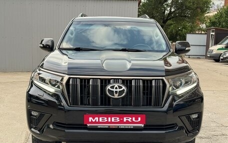 Toyota Land Cruiser Prado 150 рестайлинг 2, 2021 год, 5 940 000 рублей, 2 фотография