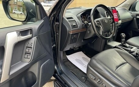 Toyota Land Cruiser Prado 150 рестайлинг 2, 2021 год, 5 940 000 рублей, 9 фотография
