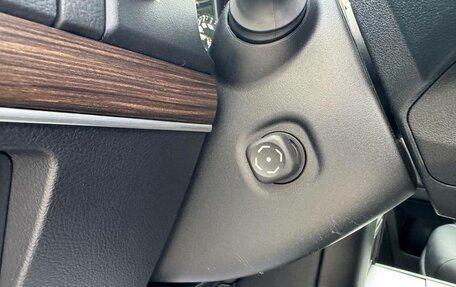 Toyota Land Cruiser Prado 150 рестайлинг 2, 2021 год, 5 940 000 рублей, 13 фотография