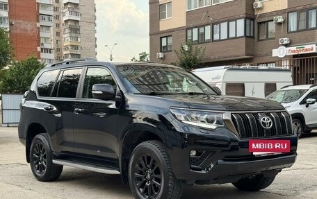 Toyota Land Cruiser Prado 150 рестайлинг 2, 2021 год, 5 940 000 рублей, 3 фотография