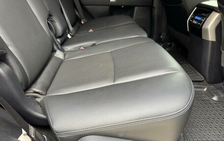 Toyota Land Cruiser Prado 150 рестайлинг 2, 2021 год, 5 940 000 рублей, 28 фотография