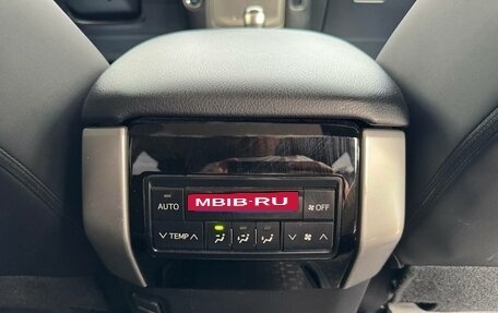 Toyota Land Cruiser Prado 150 рестайлинг 2, 2021 год, 5 940 000 рублей, 29 фотография