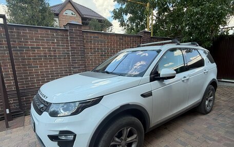 Land Rover Discovery Sport I рестайлинг, 2017 год, 2 250 000 рублей, 3 фотография
