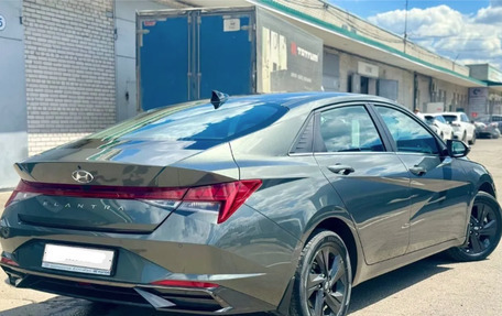 Hyundai Elantra, 2022 год, 2 175 000 рублей, 4 фотография
