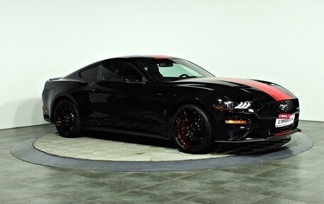 Ford Mustang VI рестайлинг, 2018 год, 3 357 000 рублей, 3 фотография