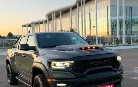 Rambler 1500, 2023 год, 15 300 000 рублей, 2 фотография