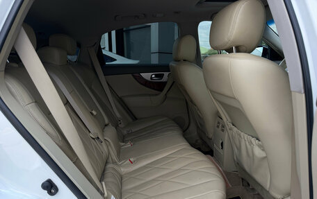 Infiniti FX II, 2013 год, 1 930 000 рублей, 10 фотография