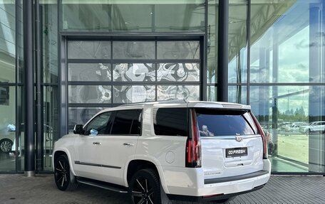 Cadillac Escalade IV, 2019 год, 5 810 000 рублей, 2 фотография