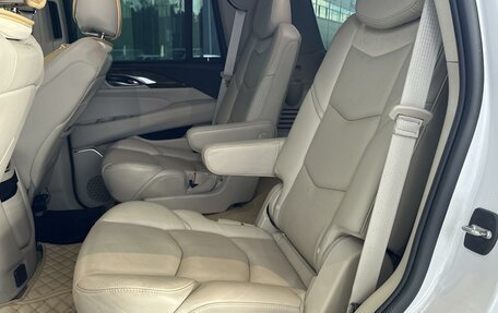 Cadillac Escalade IV, 2019 год, 5 810 000 рублей, 7 фотография