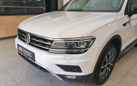 Volkswagen Tiguan II, 2018 год, 2 390 000 рублей, 10 фотография