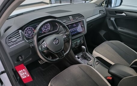 Volkswagen Tiguan II, 2018 год, 2 390 000 рублей, 22 фотография