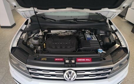 Volkswagen Tiguan II, 2018 год, 2 390 000 рублей, 31 фотография