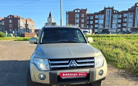 Mitsubishi Pajero IV, 2008 год, 1 310 000 рублей, 9 фотография