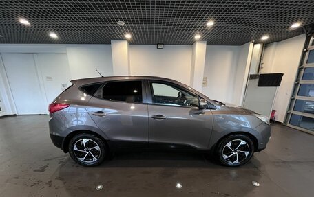 Hyundai ix35 I рестайлинг, 2013 год, 1 050 000 рублей, 2 фотография