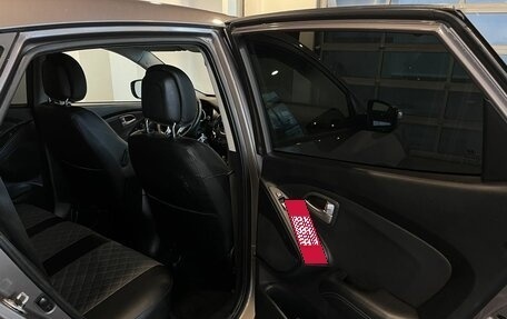 Hyundai ix35 I рестайлинг, 2013 год, 1 050 000 рублей, 26 фотография