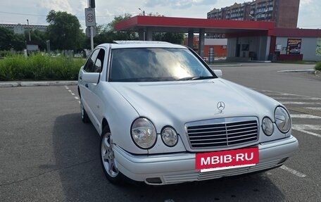 Mercedes-Benz E-Класс, 1999 год, 380 000 рублей, 4 фотография